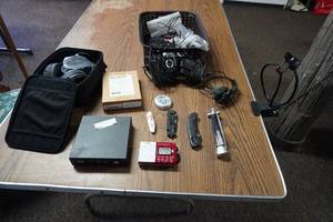 lot 62 image: Alteam headphones, 4 folding blade knives, KT100 auto tuner, Blue Parrot headset