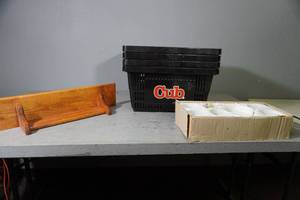 lot 40 image: 4) Cub baskets, wood shelf, dishes