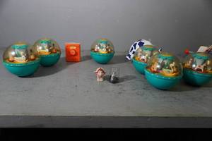 lot 123 image: Fisher Price Toys-6 Rolly Polly balls