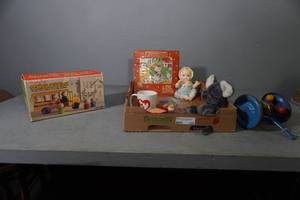 lot 126 image: School Bus, Books, Misc toys