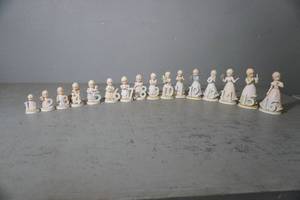 lot 136 image: Lefton China Years 1 thru 16  Collection