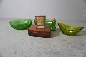 lot 137 image: Green Dishes, Watch box, Granite Commemorative
