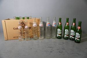 lot 138 image: Mixed case 24 Pop bottles 7-up, Pepsi-Cola