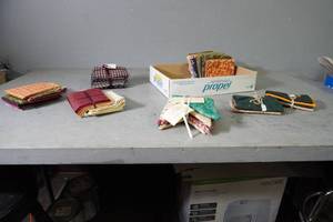 lot 8 image: Many  multi colored fat quarters