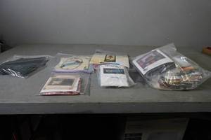 lot 31 image: Kits of quilt and wall hangings