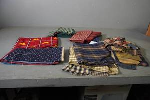 lot 37 image: Smaller flannel pieces