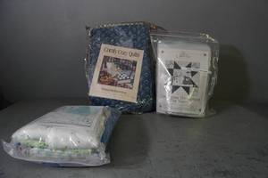 lot 44 image: 3 Large quilt kits-Christmas thru the year