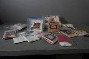 lot 67 image: Many kits, The Barn, This & That, Evergreen