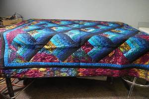 lot 90 image: Bright, deep blue wmaroon & blue back 65 x 52
