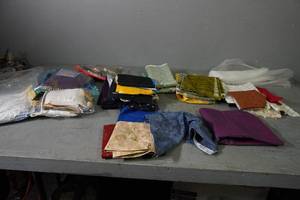 lot 116 image: Many scraps & lengths of fabric