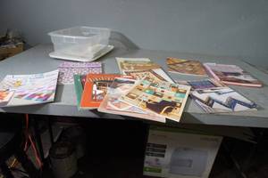 lot 121 image: Quilting Books