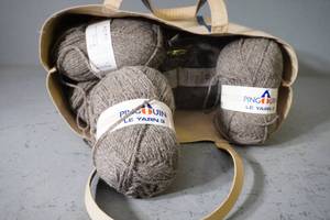 lot 143 image: 14 skeins Acrylicwool gray yarn