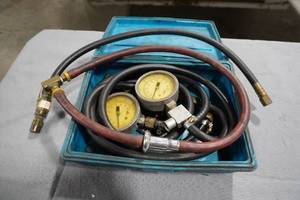 lot 213 image: Fuel injection pressure guage set