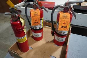 lot 216 image: 3) Fire extingushers