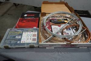 lot 219 image: Tubing kit for fuel or brake line repair