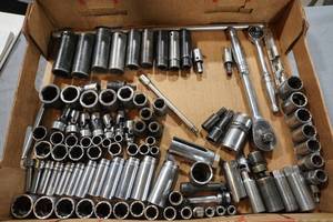 lot 243 image: Snap On Shallow standard socket sets