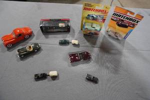 lot 264 image: Matchbox cars, 3 Jaguars & more
