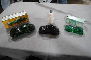 lot 272 image: Avon Collectible cars