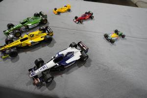 lot 280 image: Indy cars-3 Large, 3 small