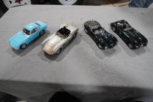 lot 290 image: Four Jaguar models