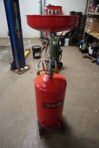 lot 17 image: Ironton oil receptacle wair assist