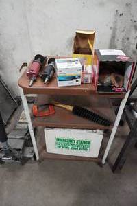 lot 22 image: Cart with 2) air grindersEmergency kit