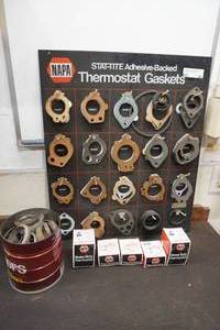 lot 29 image: Thermostats and gaskets, exhaust rings