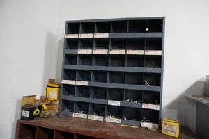 lot 33 image: 36 compartment bolt bin-metrics