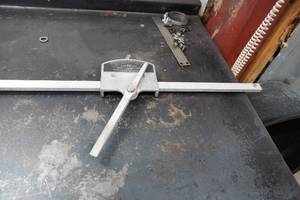 lot 91 image: Manco Alignment tool