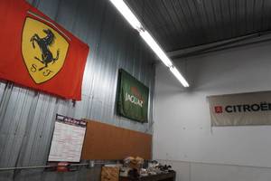 lot 94 image: 3) Cloth banners, Ferrari, Jaguar, Citroen