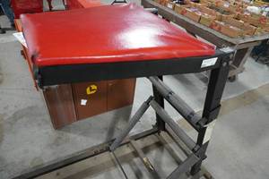 lot 107 image: Adjustable Top Side creeper unit