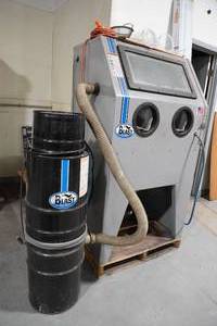lot 130 image: SKAT Blast cabinet with dust collector