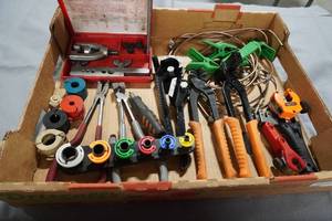 lot 139 image: Benders and Brake tubing tools
