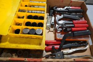 lot 153 image: Valve shims &amp tools