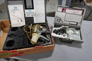 lot 174 image: Brake Bleeder set