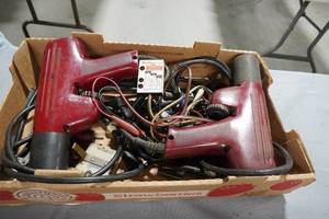 lot 177 image: Sun timing lights and cables