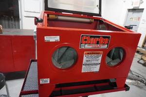 lot 340 image: Clarke Abrasive Blast Cabinet