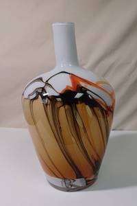lot 24 image: Blown Glass Vase