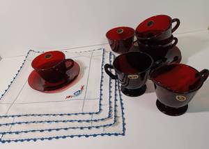 lot 27 image: Royal Ruby Glass Cups and Saucers with Sugar and Creamer and Napkins
