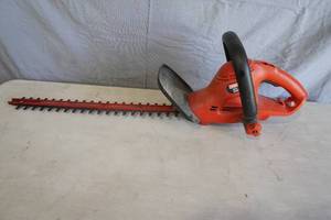 lot 126 image: Craftsman Electric Hedge Trimmer 22 cut