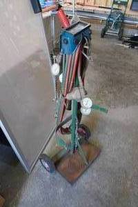 lot 131 image: Acetylene Torch set with cart (no tanks)