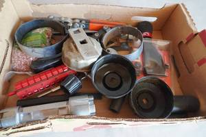 lot 181 image: Filter wrenches & tube cutter