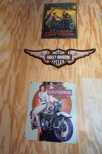 lot 12 image: 3 Harley Davidson metal signs