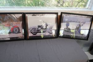 lot 34 image: Harley Davidson 3 pictures
