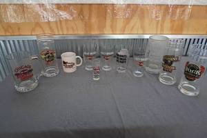 lot 53 image: Glasses & Mugs