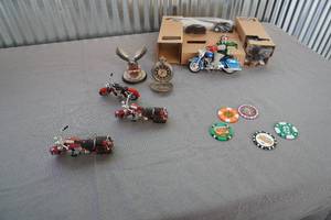 lot 55 image: Headset, Pocket Watch, Bikes, Poker chips