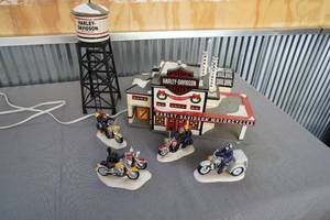 lot 74 image: Harley Davidson Diorama Service Station-Lights Up