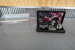 lot 86 image: Harley Davidson Ultra Classic Police Officers Edition