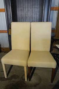 lot 10 image: 2) High Back Padded Chairs