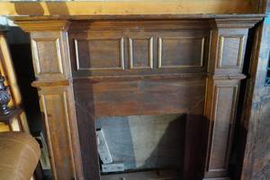 lot 49 image: Fireplace Surround 60W X 55 T w28 x 28 Opening
